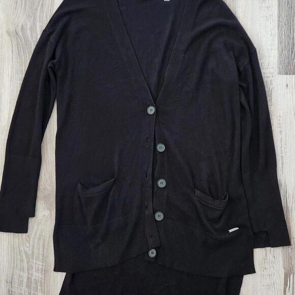 Tahari Sweater Medium Black V Neck Button Down cardigan Stretch Long - Picture 1 of 7